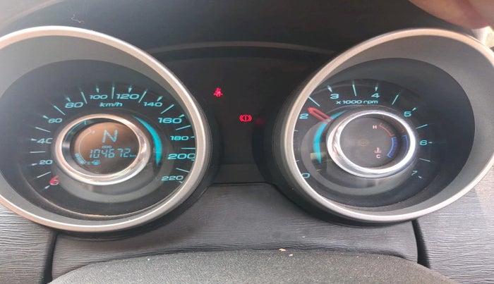 2016 Mahindra XUV500 W6, Diesel, Manual, 1,04,672 km, interior