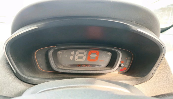 2016 Renault Kwid RXT 0.8, Petrol, Manual, 1,01,500 km, interior