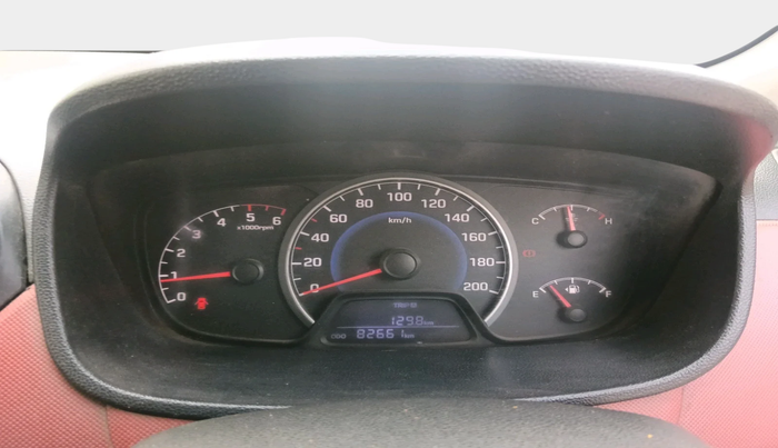 2016 Hyundai Grand i10 SPORTZ 1.1 CRDI, Diesel, Manual, 82,661 km, interior