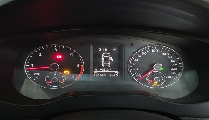 2011 Volkswagen Jetta COMFORTLINE 1.9 TDI AT, Diesel, Automatic, 1,31,568 km, interior