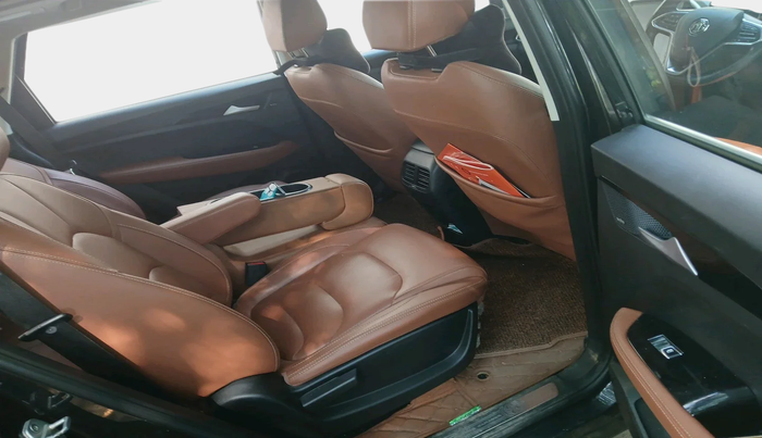 2021 MG HECTOR PLUS SHARP 1.5 PETROL TURBO HYBRID MT 6-STR, Petrol, Manual, 64,007 km, interior