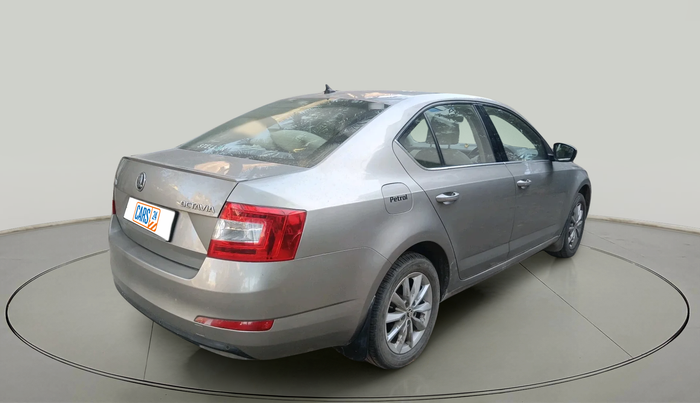 2017 Skoda Octavia STYLE PLUS AT 1.8 TSI, Petrol, Automatic, 91,612 km, exterior