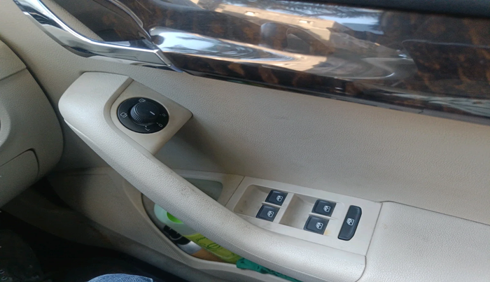 2017 Skoda Octavia STYLE PLUS AT 1.8 TSI, Petrol, Automatic, 91,612 km, interior