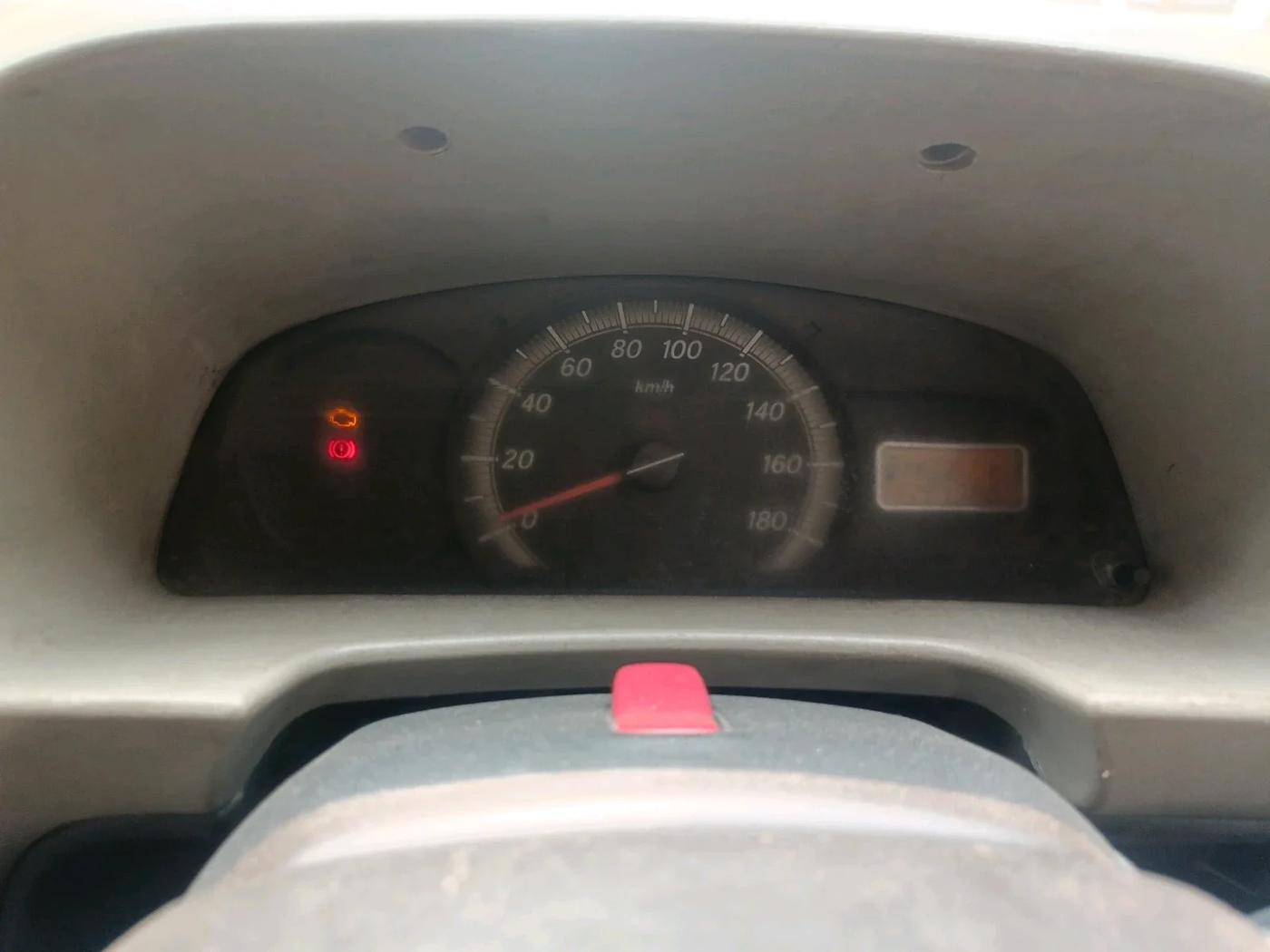 2018 Maruti Eeco 5 STR WITH A/C+HTR, Petrol, Manual, 1,31,786 km, interior