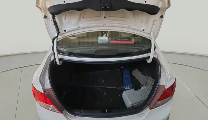 2014 Hyundai Verna FLUIDIC 1.6 VTVT SX, Petrol, Manual, 77,471 km, exterior