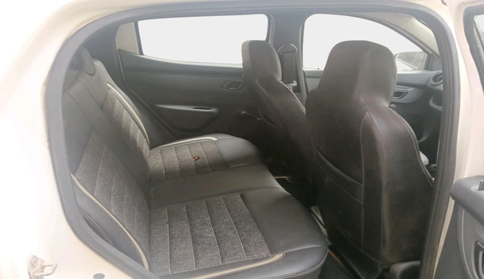 2016 Renault Kwid RXL, Petrol, Manual, 52,577 km, interior