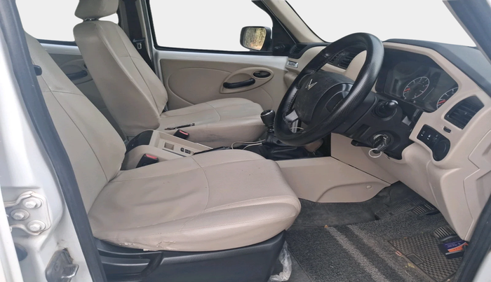 2023 Mahindra SCORPIO CLASSIC S 7STR, Diesel, Manual, 45,233 km, interior