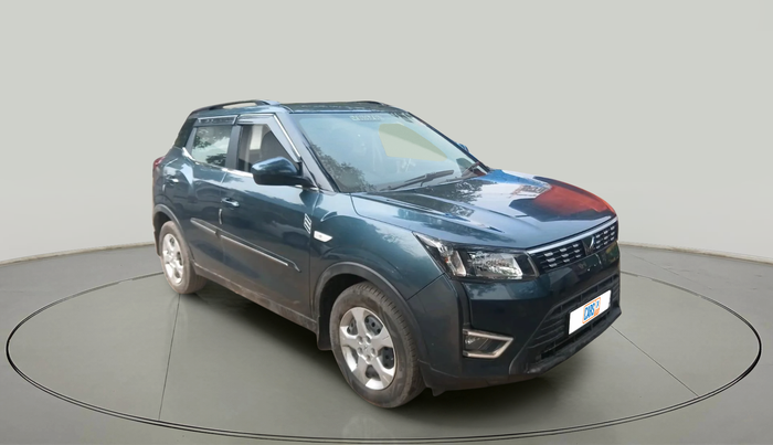 2023 Mahindra XUV300 W6 1.5 Diesel, Diesel, Manual, 37,287 km, exterior