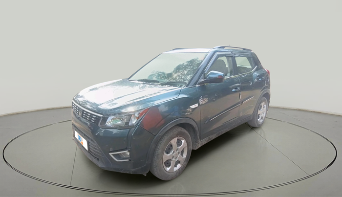 2023 Mahindra XUV300 W6 1.5 Diesel, Diesel, Manual, 37,287 km, exterior