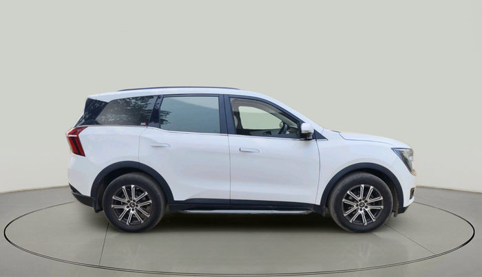 2023 Mahindra XUV700 AX 7 LUXURY P AT 7 STR, Petrol, Automatic, 57,506 km, exterior