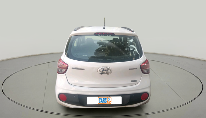 2017 Hyundai Grand i10 SPORTZ (O) AT 1.2 KAPPA VTVT, Petrol, Automatic, 39,241 km, exterior