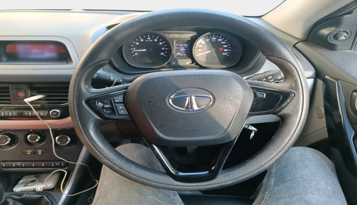 2018 Tata NEXON XM PETROL, Petrol, Manual, 66,196 km, interior