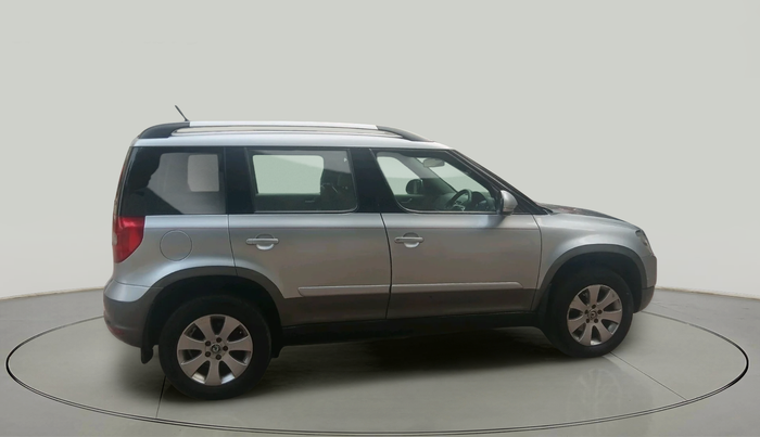 2011 Skoda Yeti AMBITION 2.0 TDI CR 4X4, Diesel, Manual, 1,89,447 km, exterior