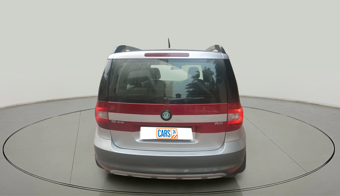 2011 Skoda Yeti AMBITION 2.0 TDI CR 4X4, Diesel, Manual, 1,89,447 km, exterior