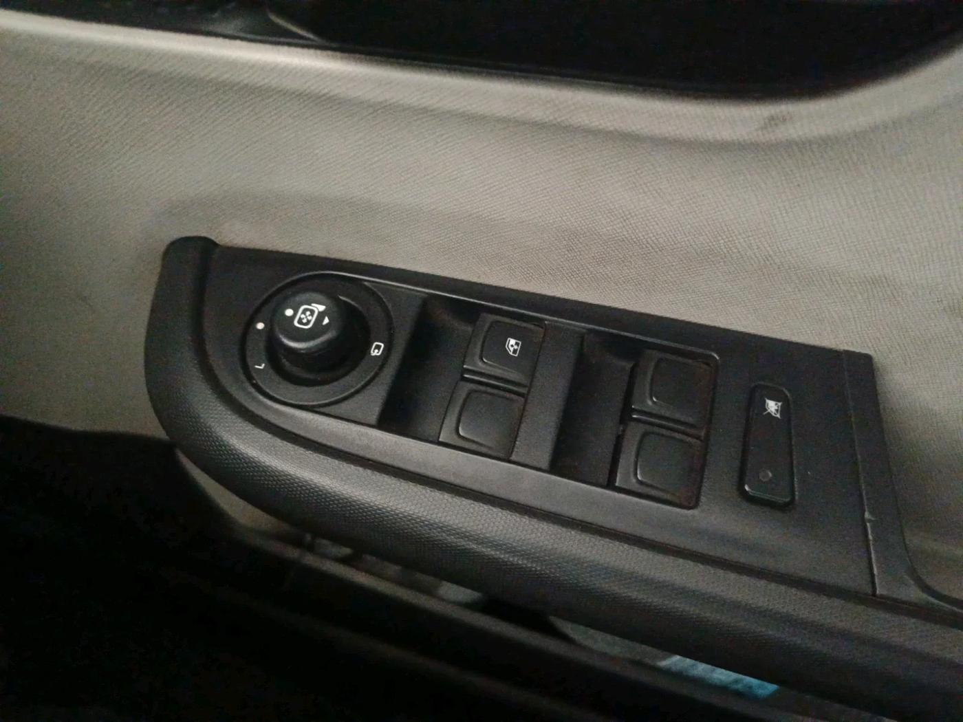 2022 Tata ALTROZ XT DIESEL, Diesel, Manual, 89,122 km, interior