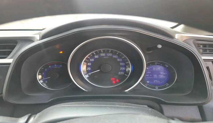 2018 Honda WR-V 1.5L I-DTEC VX MT, Diesel, Manual, 95,198 km, interior