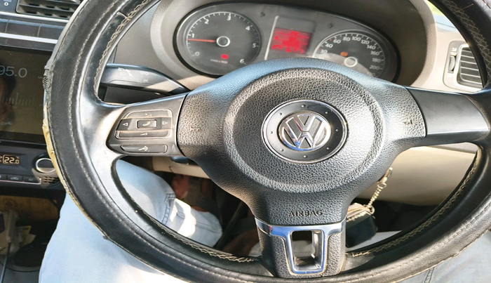 2012 Volkswagen Vento HIGHLINE DIESEL 1.6, Diesel, Manual, 1,00,339 km, interior