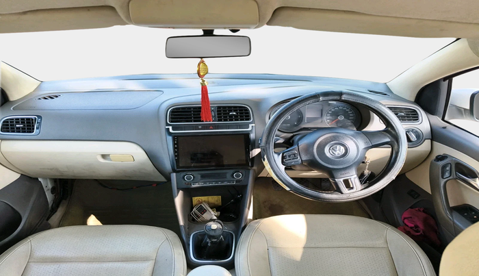 2012 Volkswagen Vento HIGHLINE DIESEL 1.6, Diesel, Manual, 1,00,339 km, interior