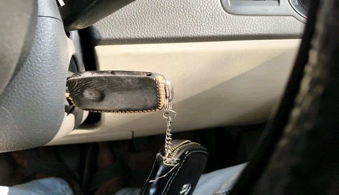 2012 Volkswagen Vento HIGHLINE DIESEL 1.6, Diesel, Manual, 1,00,339 km, interior