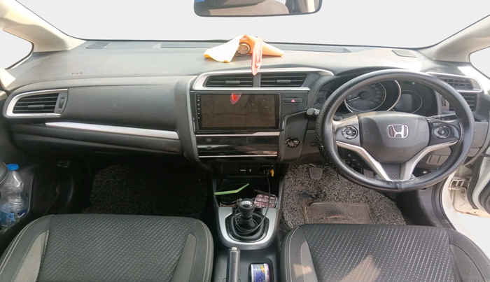 2017 Honda WR-V 1.5L I-DTEC VX MT, Diesel, Manual, 1,29,737 km, interior