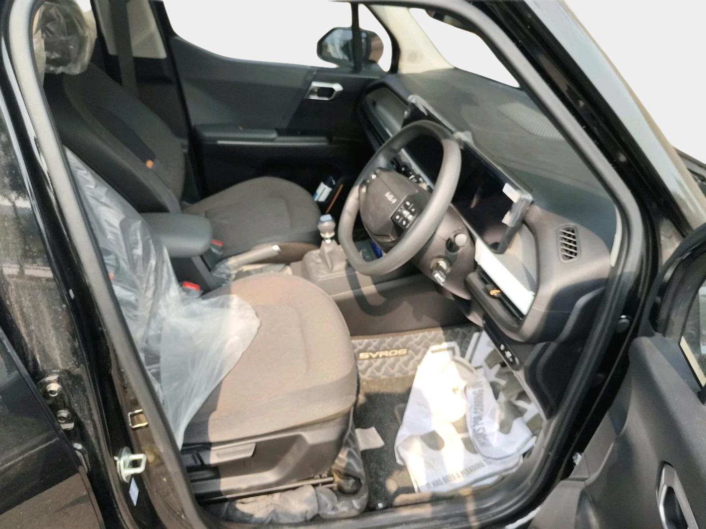 2025 KIA SYROS HTK (O) 1.0 Turbo 6MT, Petrol, Manual, 10,837 km, interior