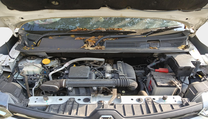 2022 Renault TRIBER RXZ, Petrol, Manual, 10,955 km, exterior