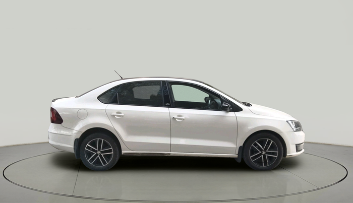 2017 Skoda Rapid STYLE 1.5 TDI AT, Diesel, Automatic, 1,48,061 km, exterior