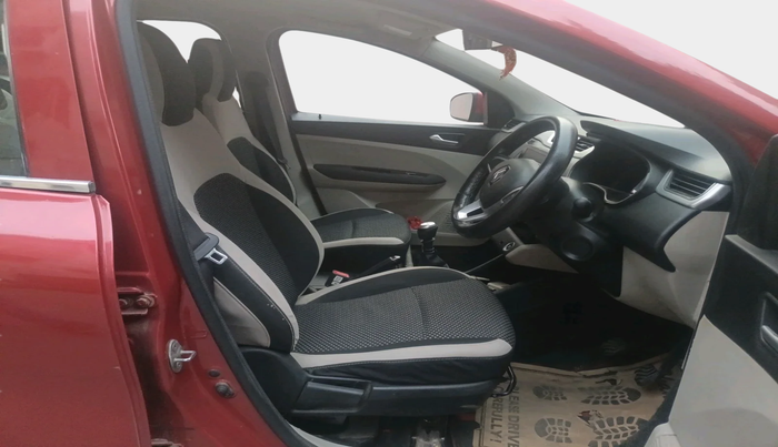 2019 Renault TRIBER RXZ, Petrol, Manual, 45,650 km, interior