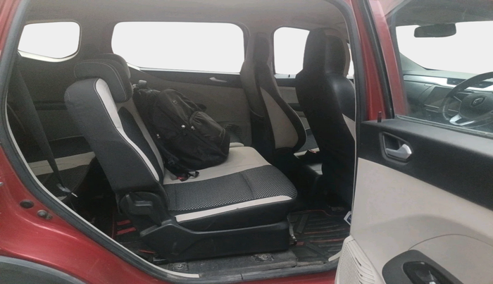 2019 Renault TRIBER RXZ, Petrol, Manual, 45,650 km, interior