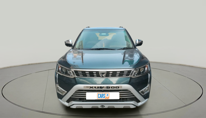 2022 Mahindra XUV300 W8 (O) 1.2 PETROL AMT, Petrol, Automatic, 35,873 km, exterior