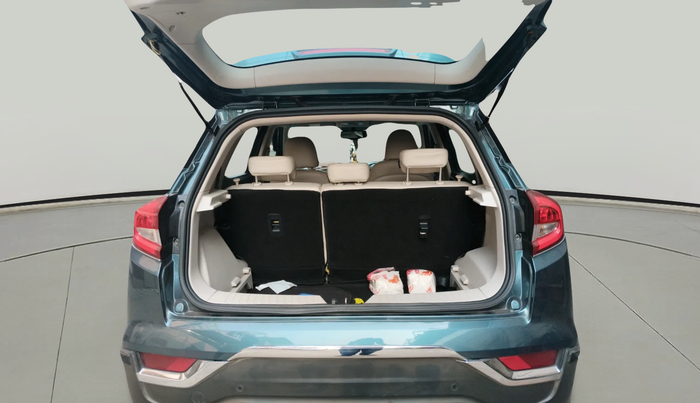 2022 Mahindra XUV300 W8 (O) 1.2 PETROL AMT, Petrol, Automatic, 35,873 km, exterior