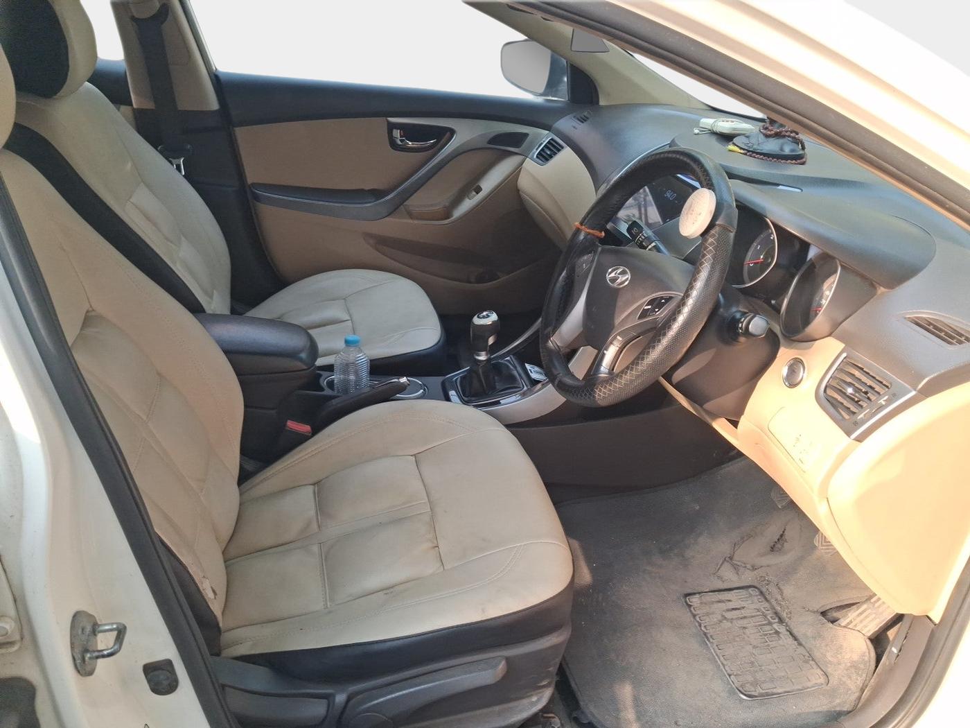 2012 Hyundai New Elantra 1.6 CRDI, Diesel, Manual, 1,09,700 km, interior