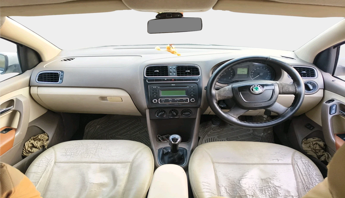 2013 Skoda Rapid AMBITION 1.6 TDI CR MT, Diesel, Manual, 1,12,880 km, interior