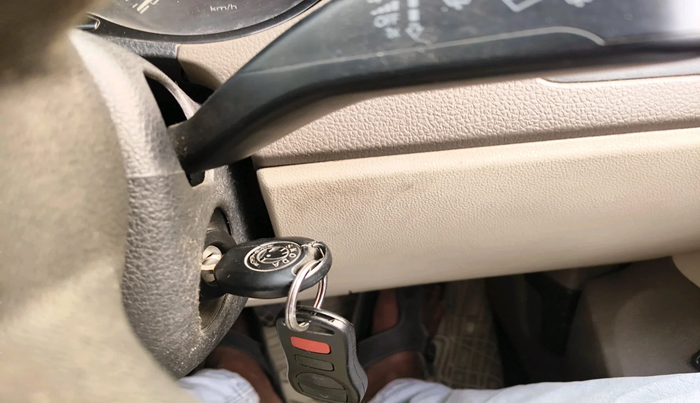 2013 Skoda Rapid AMBITION 1.6 TDI CR MT, Diesel, Manual, 1,12,880 km, interior