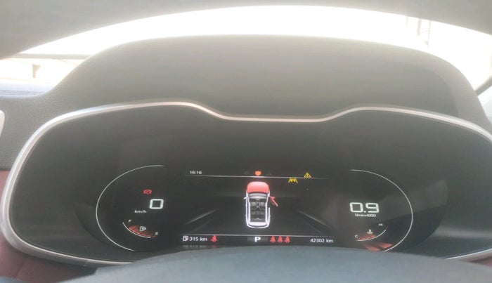 2023 MG ASTOR SAVVY 1.5 CVT S RED, Petrol, Automatic, 42,302 km, interior