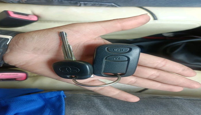 2011 Toyota Etios G, Petrol, Manual, 83,743 km, interior