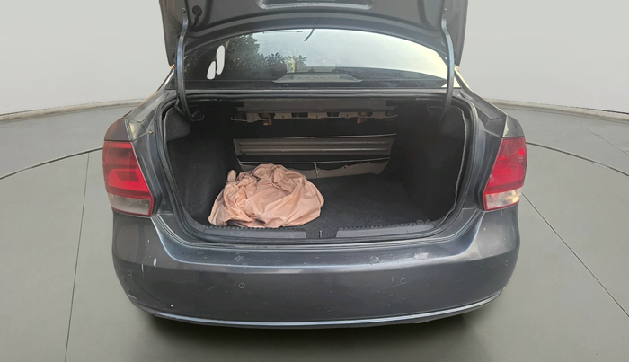 2013 Volkswagen Vento HIGHLINE DIESEL 1.6, Diesel, Manual, 99,749 km, exterior