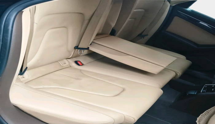 2013 Audi A4 2.0 TDI, Diesel, Automatic, 1,06,171 km, interior