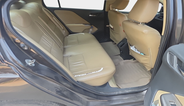 2015 Honda City 1.5L I-DTEC V, Diesel, Manual, 1,08,348 km, interior