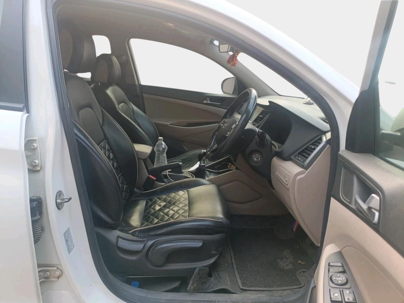 2018 Hyundai Tucson 2WD MT DIESEL, Diesel, Manual, 1,93,163 km, interior