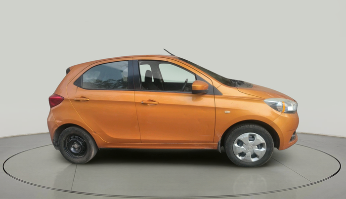 2016 Tata Tiago XT DIESEL, Diesel, Manual, 1,00,705 km, exterior