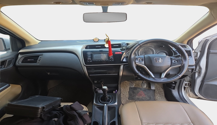 2014 Honda City 1.5L I-VTEC V MT, Petrol, Manual, 1,01,983 km, interior