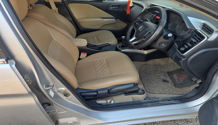 2014 Honda City 1.5L I-VTEC V MT, Petrol, Manual, 1,01,983 km, interior