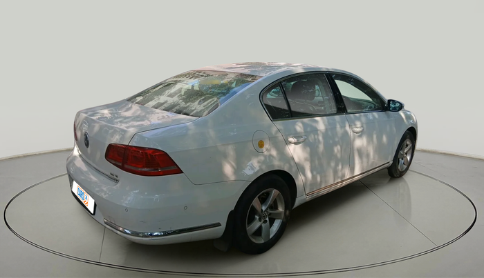 2011 Volkswagen Passat 2.0 PD DSG, Diesel, Automatic, 1,56,189 km, exterior