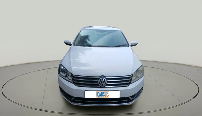 2011 Volkswagen Passat 2.0 PD DSG, Diesel, Automatic, 1,56,189 km, exterior