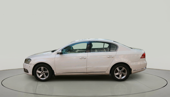 2011 Volkswagen Passat 2.0 PD DSG, Diesel, Automatic, 1,56,189 km, exterior