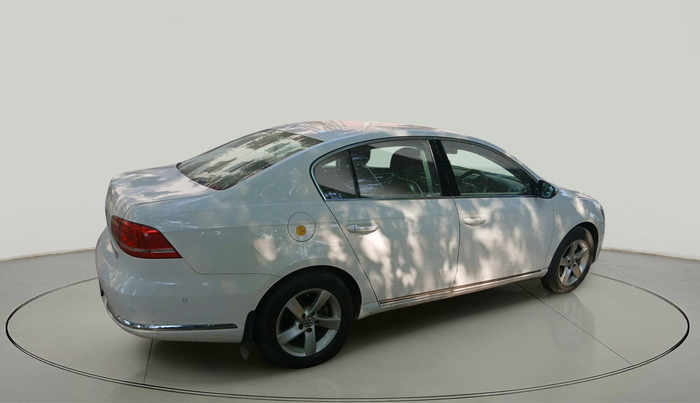 2011 Volkswagen Passat 2.0 PD DSG, Diesel, Automatic, 1,56,189 km, exterior