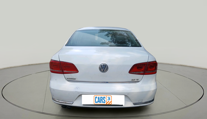 2011 Volkswagen Passat 2.0 PD DSG, Diesel, Automatic, 1,56,189 km, exterior