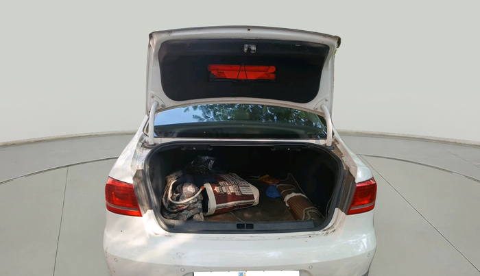 2011 Volkswagen Passat 2.0 PD DSG, Diesel, Automatic, 1,56,189 km, exterior