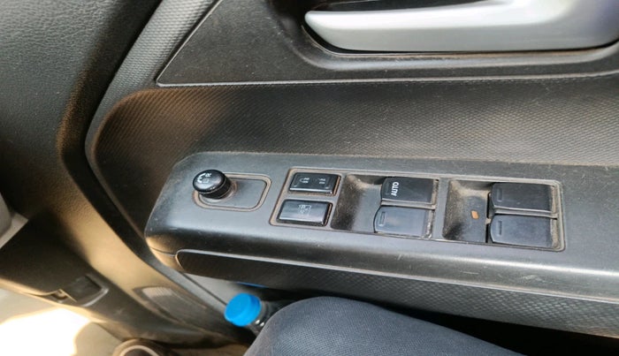 2020 Maruti New Wagon-R VXI 1.2, Petrol, Manual, 1,17,543 km, interior